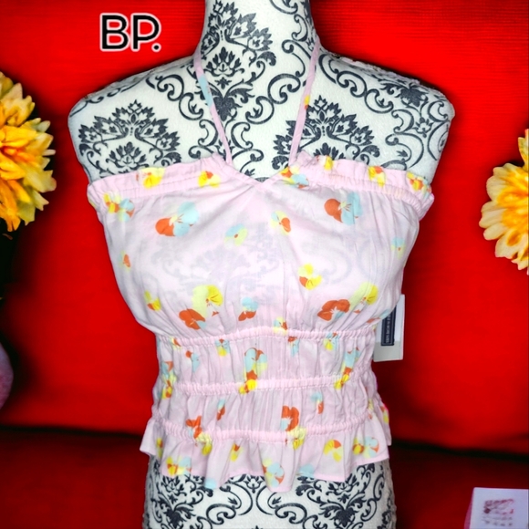 🆕️ BP. Pink Halter Crop Top- Medium - Picture 1 of 6